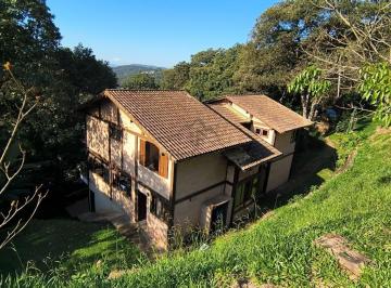 0 · Imóvel com 5 dormitórios no Alpes da Cantareira. Em terreno de 2700m² casa com