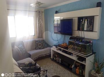 Área de Serviço · Apartamento à venda - no Conjunto Residencial Elisio Teixeira Leite