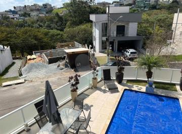 Área de Serviço · Imoveis - em Suru
