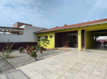 Casa · 167m² · 3 Quartos · 4 Vagas · Casa confortável com ambientes integrados na Barra do Saí em Itapoá/SC!