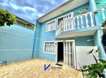 23311841_4.jpg · Sobrado 04 quartos em Praia de Leste