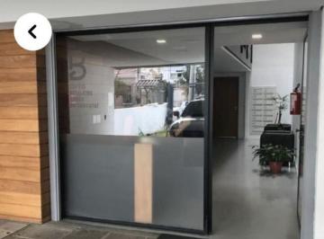 Comercial · 30m² · Sala Comercial a venda no bairro Menino Deus com 30 m² por:R$ 180.000,00