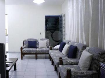 Área de Serviço · Imoveis - na Vila Gumercindo
