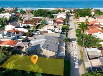 Terreno · 360m² · Terreno na segunda quadra da Barra do Saí em Itapoá/SC!