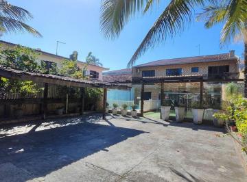 Casa · 231m² · 4 Quartos · 4 Vagas · Sobrado perto do mar com 04 suítes no Balneário Cambiju em Itapoá/SC!