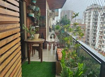 Apartamento · 130m² · 4 Quartos · 3 Vagas · Apartamento a venda : 3 quartos sendo 1 suíte, varanda, 3 vagas na escritura, Tijuca.