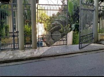 Casa · 650m² · 6 Quartos · 1 Vaga · Sobrado com 6 quartos à venda em Vila Albertina - SP