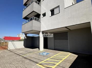 Comercial · 74m² · 2 Vagas · Loja comercial para venda no Bairro Novo Mundo em Uberlândia-MG