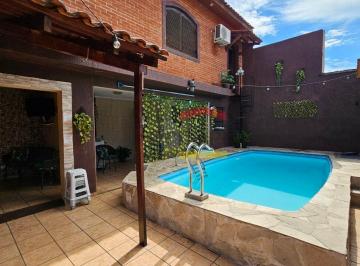 Casa · 240m² · 3 Quartos · 4 Vagas · Sobrado com 3 Quartos à venda, 240m² - Jardim do Colégio Zona Norte