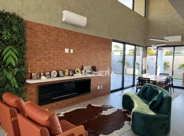 20a6e0e0953c33929fbf7c1a51178280e4ecf502 · Casa à venda no Condomínio Campos do Conde - Sorocaba/SP