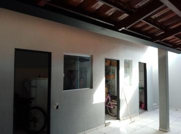 Casa · 239m² · 5 Quartos · 3 Vagas · Sobrado com 5 quartos à venda no Bairro Alto Umuarama - Uberlândia/MG