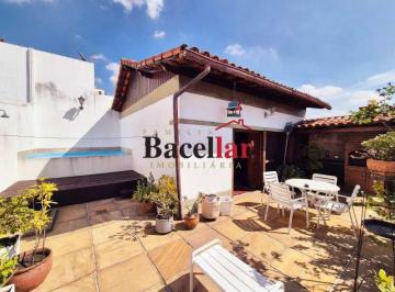 Apartamento · 257m² · 3 Quartos · 2 Vagas · Cobertura Duplex, 03 quartos, 02 vagas, Churrasqueira, Piscina, Sauna, Sol da Ma