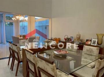 Casa · 211m² · 3 Quartos · 2 Vagas · Casa de condomínio em Avenida Luiz Dosualdo - Jardim Imperador - Araraquara/SP