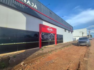 Comercial · 880m² · 10 Vagas · Galpão Comercial de 880m².