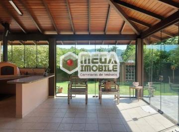Casa · 450m² · 5 Quartos · 4 Vagas · Aconchegante e AMPLA casa na Lagoa da Conceição, área nobre 5 dorm