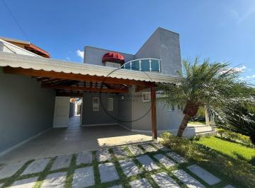 Casa · 680m² · 3 Quartos · 4 Vagas · Casa com área de lazer completa à venda condomínio Shambala em Atibaia