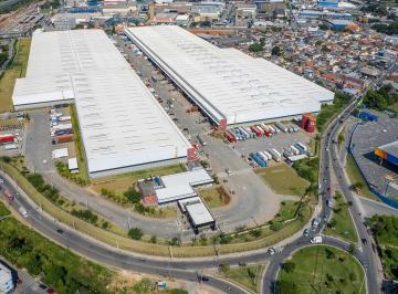 Comercial · 3369m² · 6 Vagas · Galpão em Jardim Santa Vicência, Guarulhos/SP de 3369m² para locação R$ 114.559,94/mes