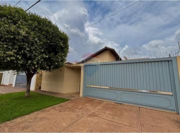 Casa · 204m² · 1 Quarto · 4 Vagas · Casa à venda - em Coronel Antonino