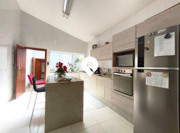Casa · 208m² · 3 Quartos · 2 Vagas · Casa em Vila Oliveira, Mogi das Cruzes/SP de 208m² 3 quartos à venda por R$ 949.000,00