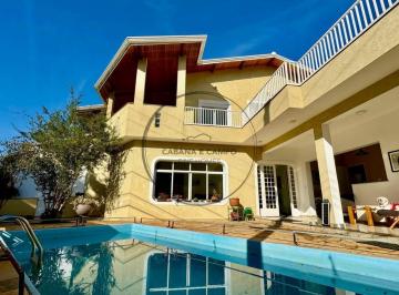 Casa · 451m² · 4 Quartos · 2 Vagas · Casa à venda com 04 dormitórios em bairro nobre de Atibaia