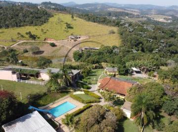 Rural · 371000m² · 10 Quartos · 40 Vagas · Fazenda à venda com cachoeira particular em Francisco Morato - 371.000m²