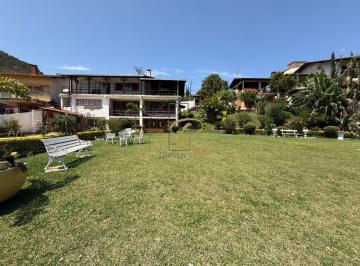 Casa · 342m² · 5 Quartos · 3 Vagas · Casa em Jardim Cascata, Teresópolis/RJ de 342m² 5 quartos à venda por R$ 1.500.000,00