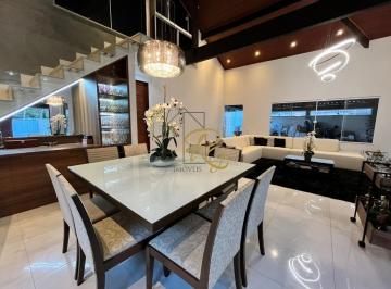 Casa · 232m² · 4 Quartos · 2 Vagas · Casa em Barra do Imbuí, Teresópolis/RJ de 232m² 4 quartos à venda por R$ 1.390.000,00