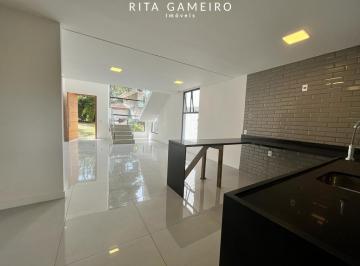 Casa · 239m² · 4 Quartos · 2 Vagas · Casa em Vargem Grande, Teresópolis/RJ de 239m² 4 quartos à venda por R$ 1.199.000,00