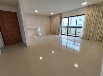 Apartamento de 3 quartos, Macaé · Apartamento no Pecado com 3 suites, varandão e armários planejados