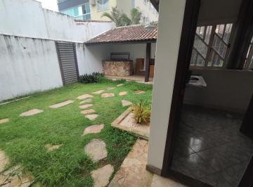 Comercial de 5 quartos, Macaé · Casa Comercial 5 qts sendo 3 sts,banh.hidro, área gourm, Praia Campista - Macaé