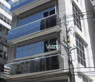 4adb5a55ede53576cd68ccc8bd2f59b79de64281 · Conjunto no Itaim Bibi com 234m² R$ 32.000,00- Itaim Bibi - São Paulo/SP