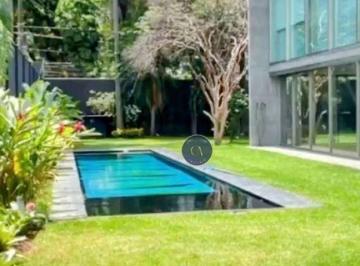 b4975c881fde09972aeecfba6eef6a4e671b8570 · Casa com 4 quartos para venda no Jardim América em São Paulo.