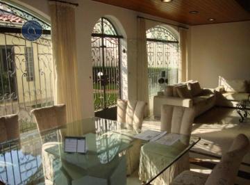 1820c2a1551de2865a1ea72e0a781f994ba79cc4 · Casa com 4 quartos para locação no Alto de Pinheiros.