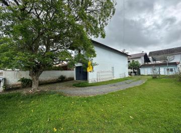 Casa · 450m² · 2 Quartos · 3 Quitinetes à Venda em Timbó!