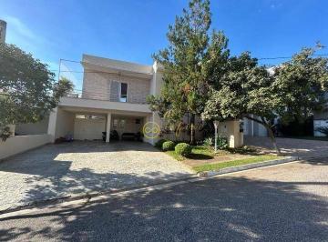 f609a0b77b3a543ddad61c6657e6390c6d73e54b · Casa de Condomínio com 3 quartos sendo 2 com suítes à venda, 290 m² por R$ 1.499.000- Condomínio Gra