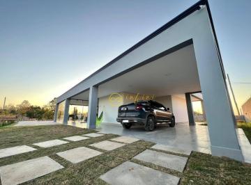 1301ab6f05e7a457a56d374a0d6bc2d8fd234270 · Chácara com 3 quartos sendo 1 suíte à venda, 2170 m² por R$ 1.150.000 - Parque da Torre - Piedade/SP