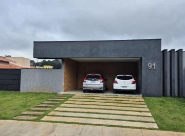Casa de 3 quartos, Cotia · Casa à Venda no Condomínio Passárgada | Granja Viana | 3 Suítes, Piscina Aquecida e Sustentabilidade