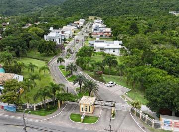 Terreno · 454m² · Terreno amplo em condomínio fechado em meio a natureza com 453,85, à venda no Ribeirão da Ilha