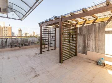 Apartamento · 204m² · 3 Quartos · 2 Vagas · Cobertura no Menino Deus de 3 dormitórios e 2 vagas DESOCUPADO