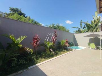 Casa · 300m² · 2 Quartos · 4 Vagas · Vendo casa com 03 quartos com uma excelente localização.