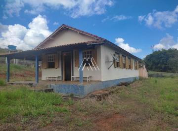Rural · 1120000m² · 4 Quartos · Vendo fazenda em Oliveira com 112 hectares com várias nascentes no terreno!