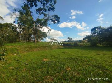 Terreno · 17000m² · Vendo terreno em Itatiaiuçu de 21.000m² com lagoa muito arborizado, com excelente localização.