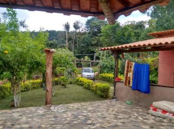 Rural · 60000m² · 3 Quartos · Vendo fazenda em Itatiaiuçu de 60.000m² com 03 quartos excelente localização.