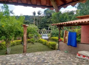 Rural · 60000m² · 3 Quartos · Vendo fazenda em Itatiaiuçu de 60.000m² com 03 quartos excelente localização.
