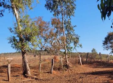 Terreno · 480000m² · 3 Quartos · Vendo casa com 03 quartos em Itatiaiuçu com terreno 48 hectares excelente localização.
