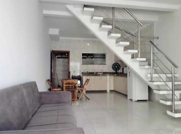 Apartamento de 2 quartos, Santa Cruz Cabrália · Apartamento duplex de 2 suítes a 150mts da praia em Coroa Vermelha