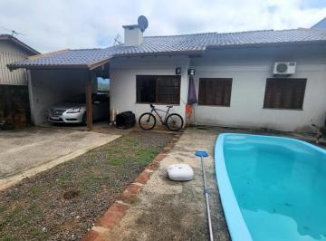 Casa · 98m² · 3 Quartos · 2 Vagas · Casa plana