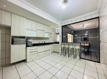 Casa · 252m² · 4 Quartos · 2 Vagas · Casas Residenciais Padrão em Ribeirão Preto