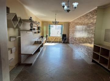 Casa · 380m² · 3 Quartos · 6 Vagas · Casa à venda no Jardim São Paulo, com piscina, 3 dormitórios sendo 1 suíte e 6 vagas de garagem.