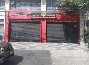 Comercial · 200m² · Galpão 200 m2, vão livre ideal para oficinas, casa de material de contrução ou comércios em geral.